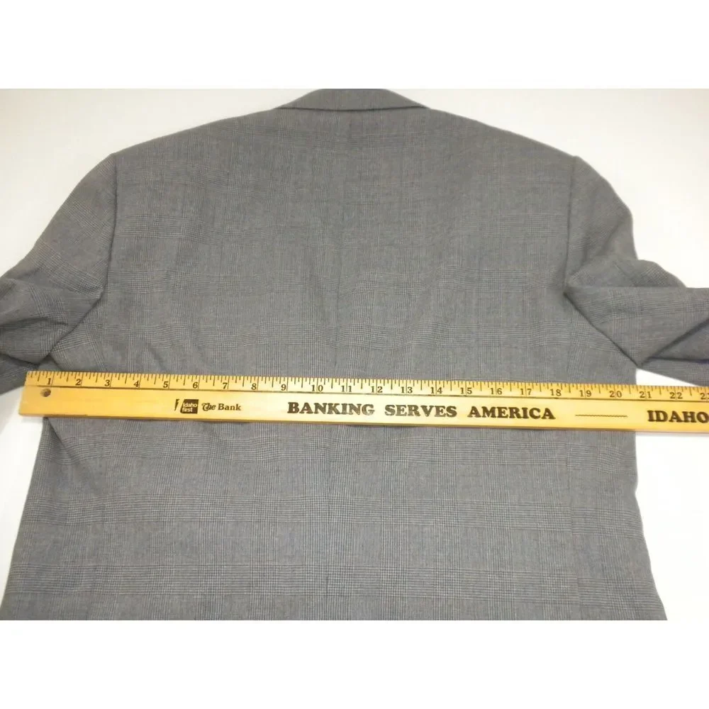 Brooks Brothers Sport Coat Mens 40 Gray Plaid 3 Button Lined Single Vent VTG USA